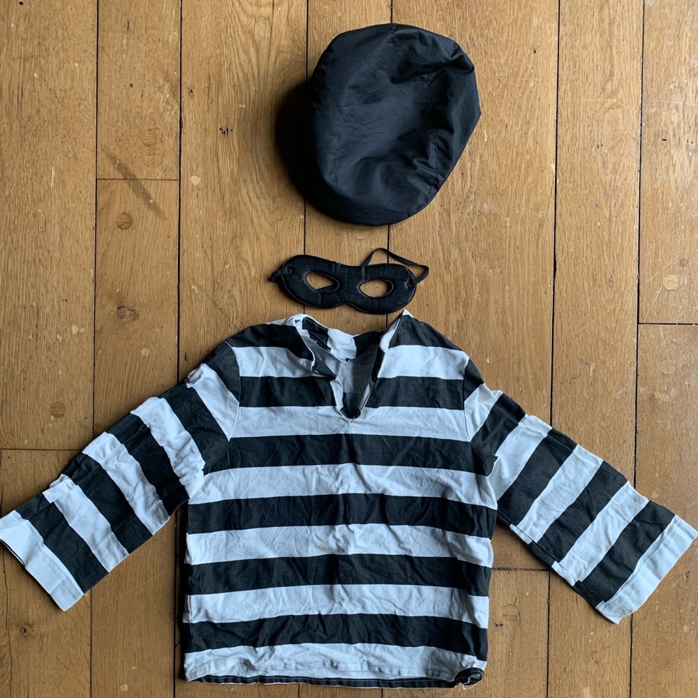 Robber Costume with Mask and Hat Size 5